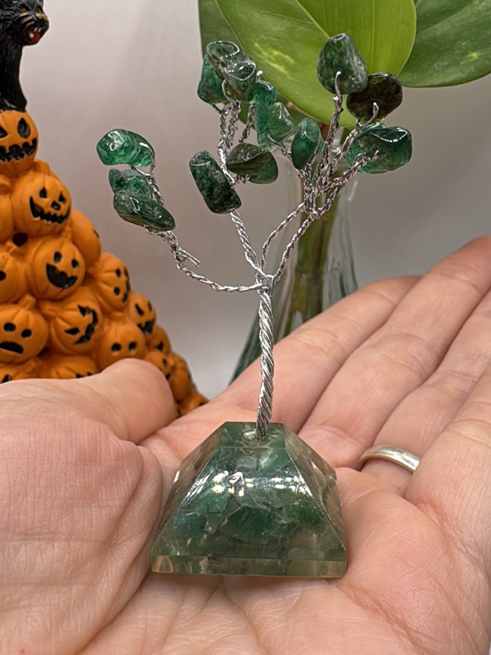 Green aventurine Gemstone Wire Tree Décor